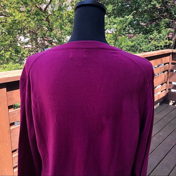 EUC Burgundy / Red Plum Knit V-Neck Old Navy Sweater - Picture 6 of 9